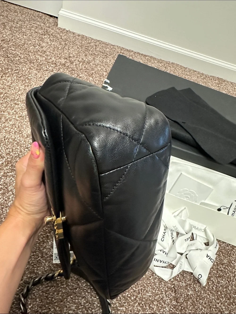 Chanel 19 small goatskin